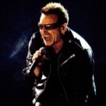 U2-front-man-Bono-at-Glas-007